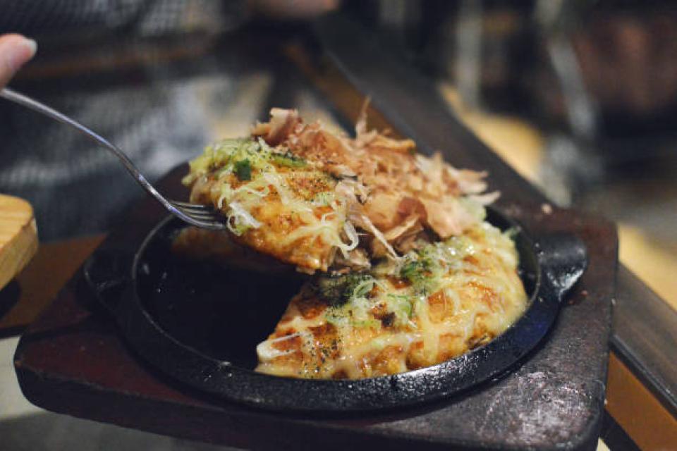 Gegrilde Japanse pannenkoekjes (Okonomiyaki)